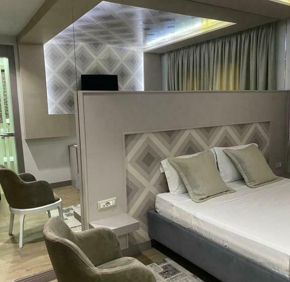 Standard Room, New W