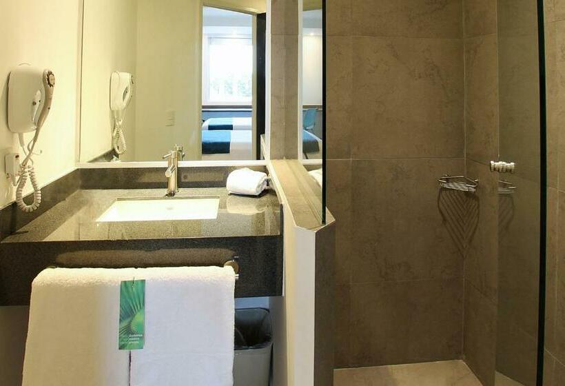 スーペリアールーム, One Cuautitlan