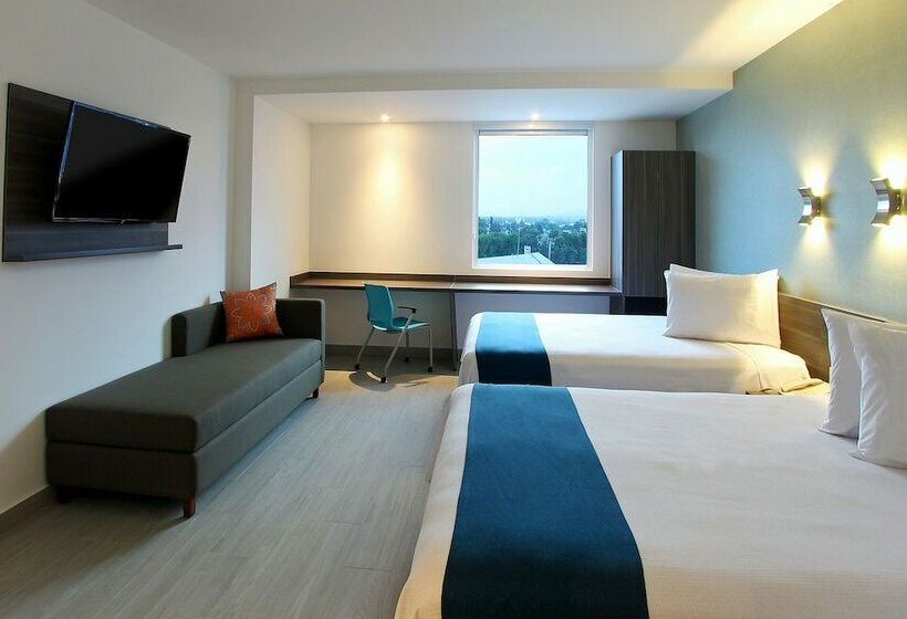 スーペリアールーム, One Cuautitlan