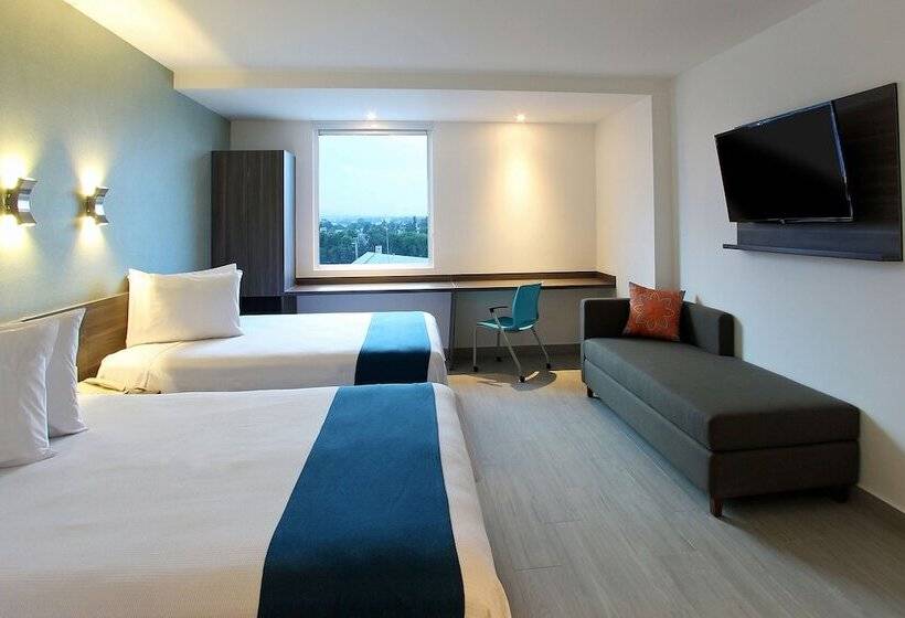 スーペリアールーム, One Cuautitlan