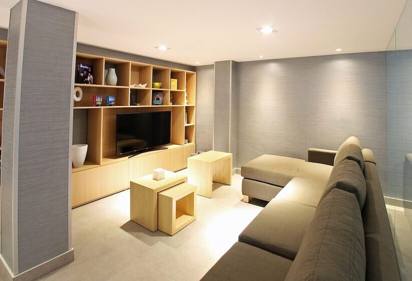 スタンダードルーム, One Cuautitlan