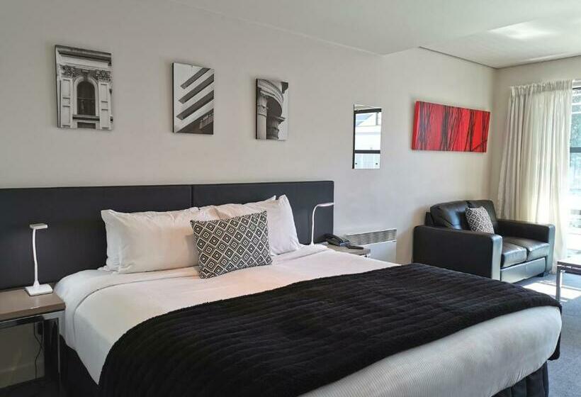 管理人员工作室, 315 Euro Motel And Serviced Apartments