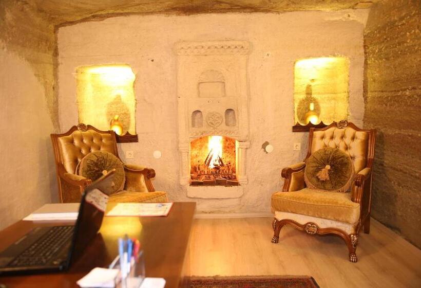 اتاق استاندارد با چشمانداز باغ, Unicorn Cave