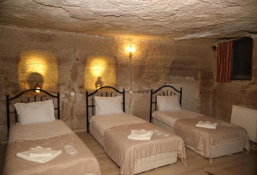 اتاق خانوادگی, Unicorn Cave