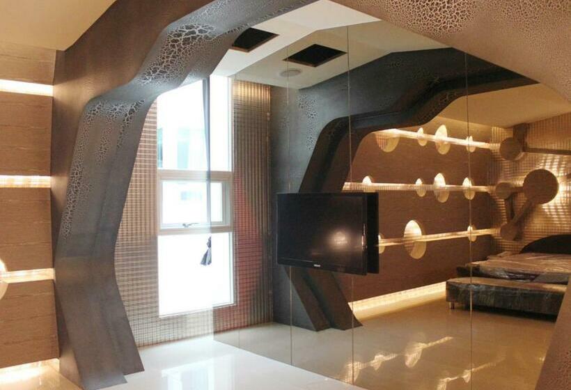 سوییت, Allur Boutique Motelyilan Branch