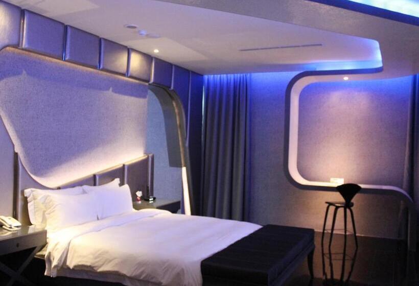 سوییت, Allur Boutique Motelyilan Branch