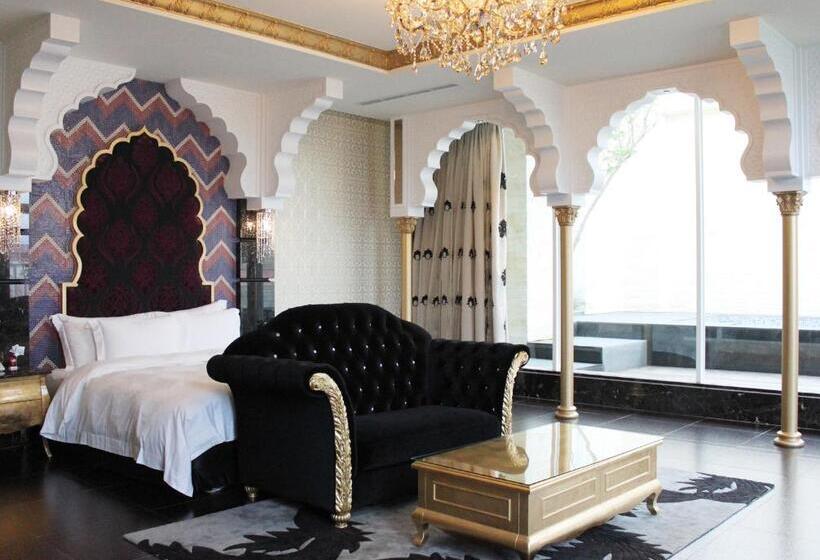 سوییت, Allur Boutique Motelyilan Branch