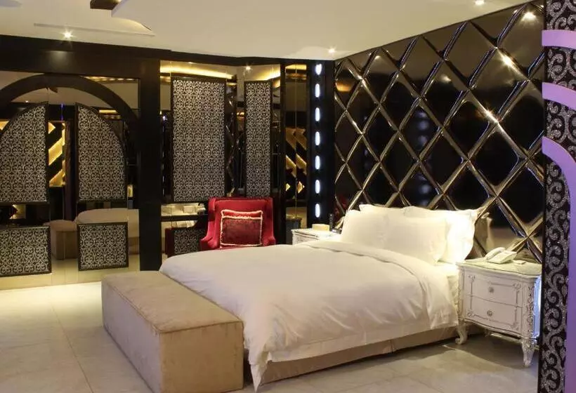 سوئیت پرزیدنت, Allur Boutique Motelyilan Branch