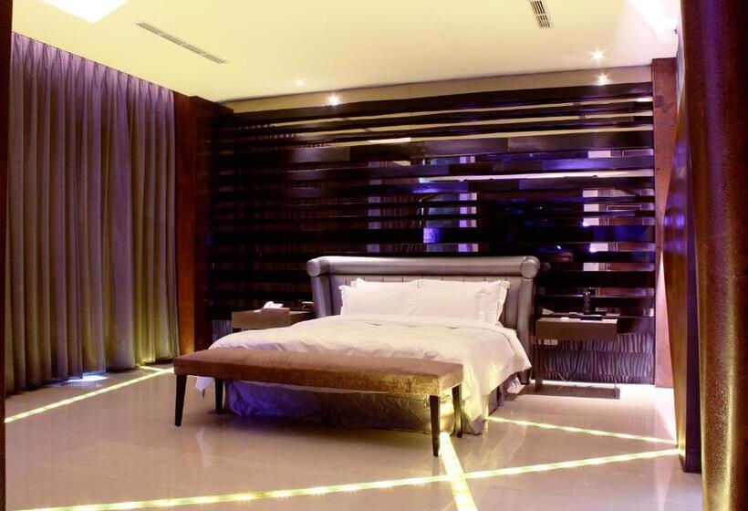 سوئیت پرزیدنت, Allur Boutique Motelyilan Branch