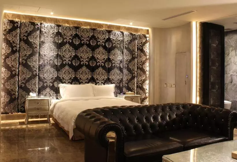سوئیت پرزیدنت, Allur Boutique Motelyilan Branch