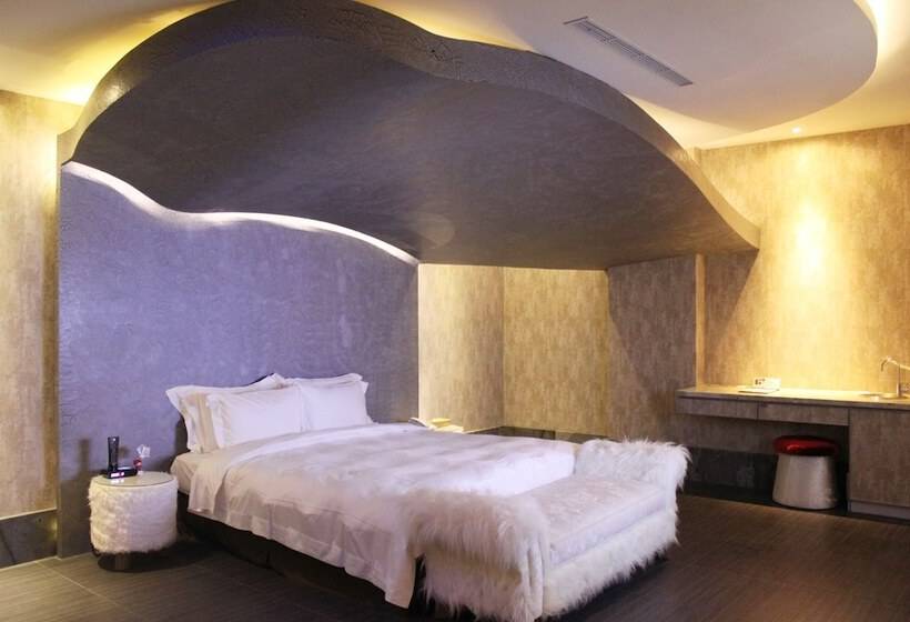 سوییت, Allur Boutique Motelyilan Branch