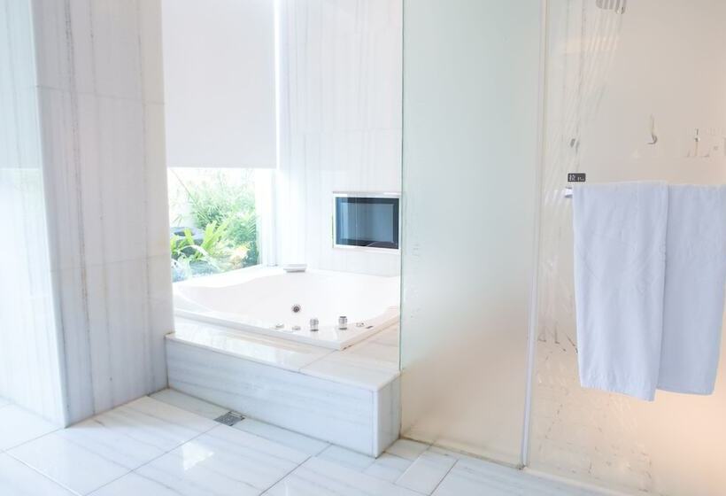 سوییت, Allur Boutique Motelyilan Branch