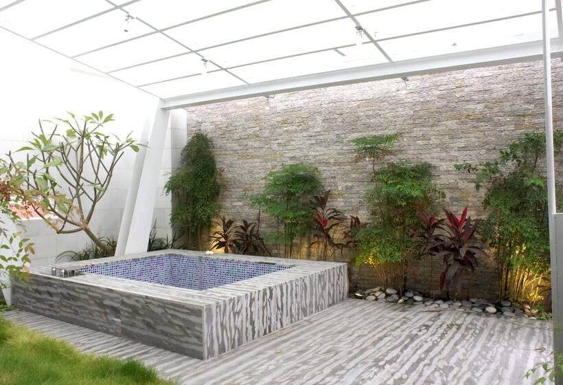 سوئیت پرزیدنت, Allur Boutique Motelyilan Branch