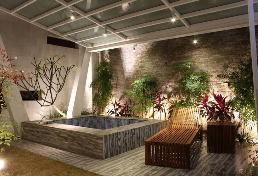 سوئیت پرزیدنت, Allur Boutique Motelyilan Branch