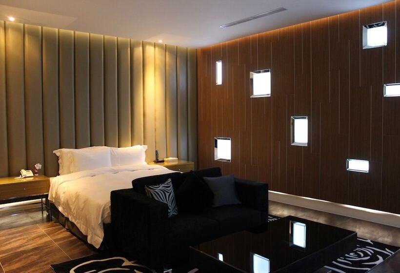 سوییت, Allur Boutique Motelyilan Branch