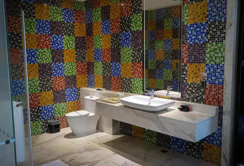 سوییت, Allur Boutique Motelyilan Branch