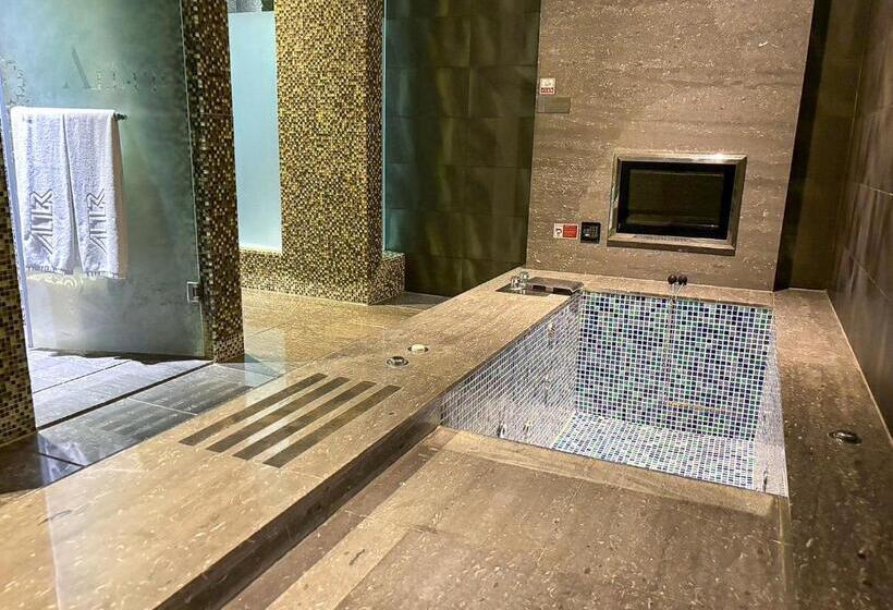 سوییت, Allur Boutique Motelyilan Branch