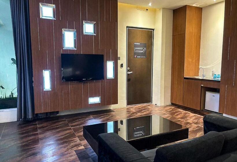 سوییت, Allur Boutique Motelyilan Branch