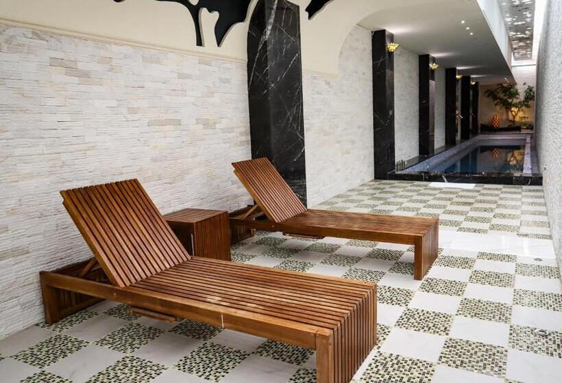 سوئیت پرزیدنت, Allur Boutique Motelyilan Branch