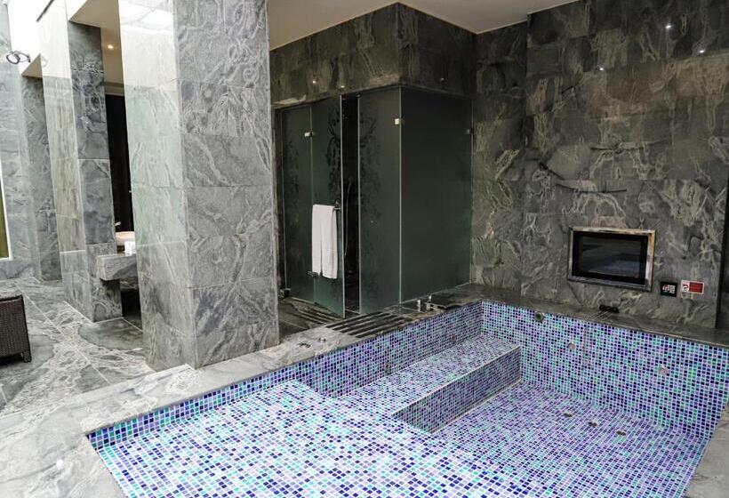 سوئیت پرزیدنت, Allur Boutique Motelyilan Branch