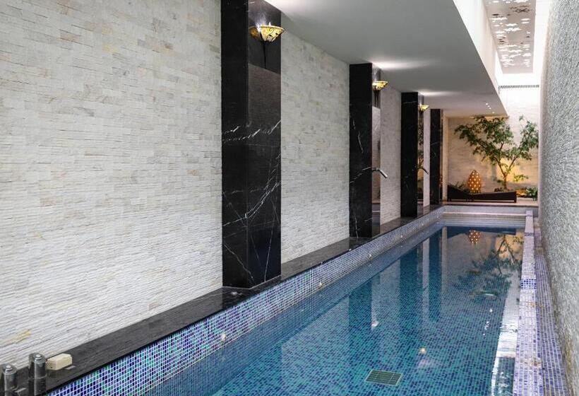 سوئیت پرزیدنت, Allur Boutique Motelyilan Branch