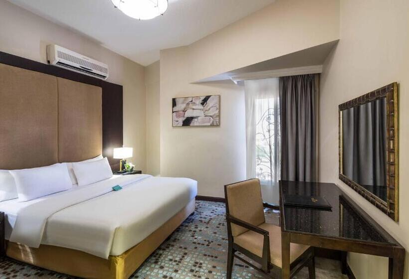 استودیوی استاندارد, Boudl Al Maidan