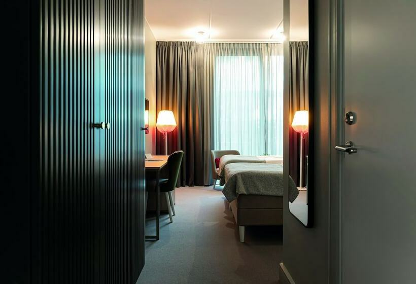 اتاق استاندارد, Elite Hotel Academia