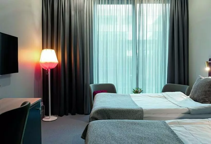 اتاق استاندارد, Elite Hotel Academia