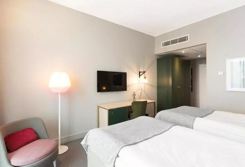 اتاق استاندارد, Elite Hotel Academia