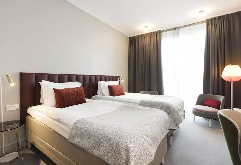 اتاق سوپریور, Elite Hotel Academia