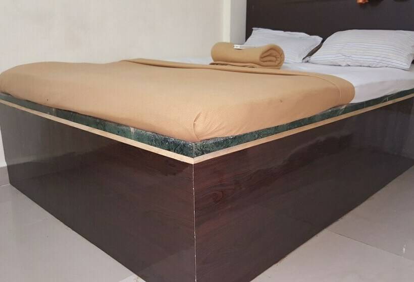 غرفة قياسية, Al Mehraj