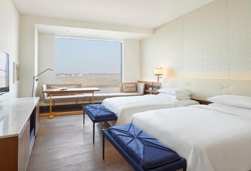 חדר סטנדרט עם נוף, Andaz Delhi, By Hyatt