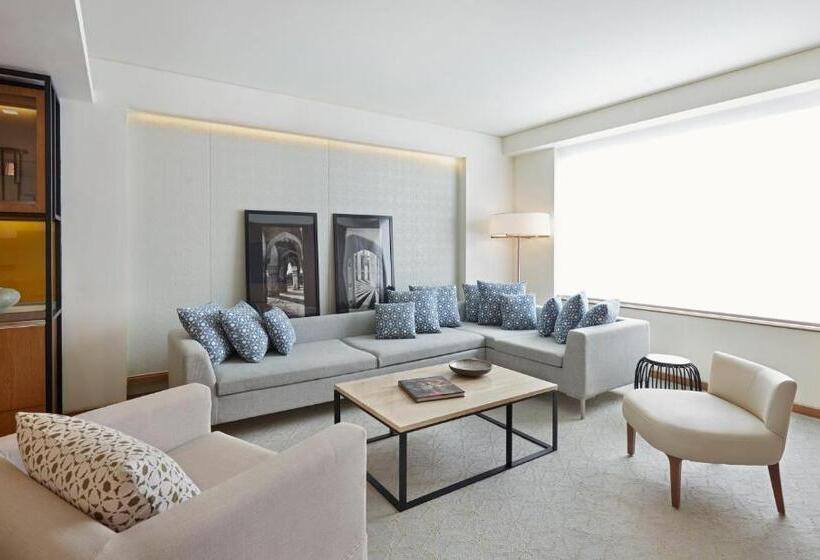 סוויטה, Andaz Delhi, By Hyatt