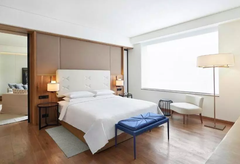 景色の見えるスイートルーム, Andaz Delhi, By Hyatt