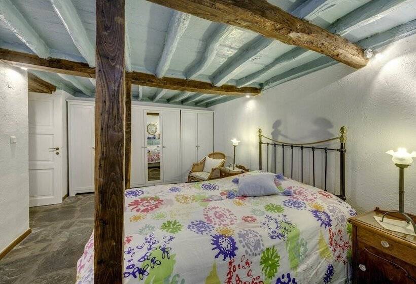 آپارتمان 2 خوابه, Arhontiko Ermoupolis