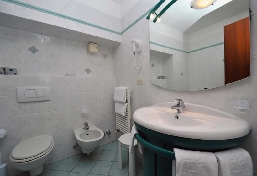 غرفة قياسية, Beau Sejour Presaintdidier