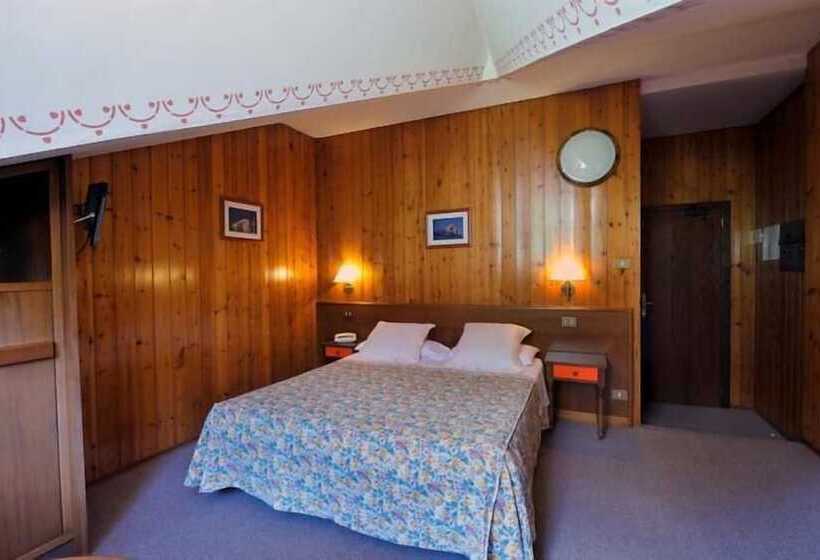 غرفة قياسية, Beau Sejour Presaintdidier