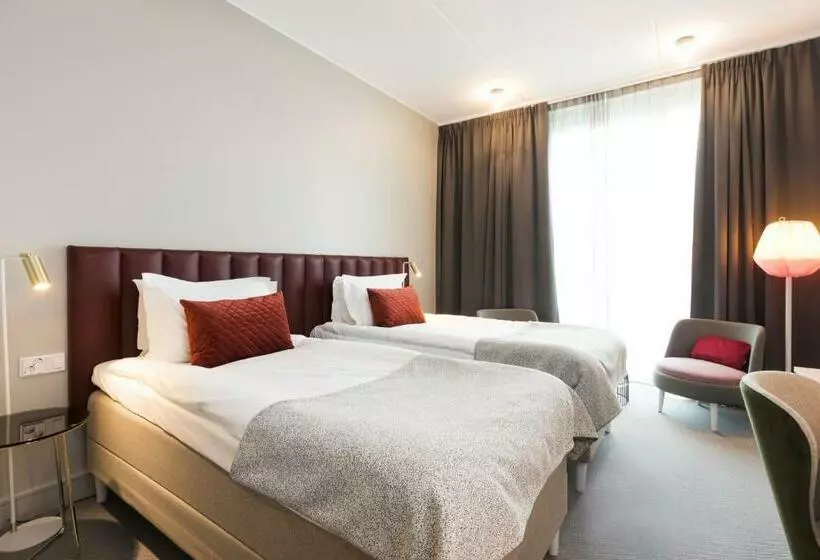 اتاق سوپریور, Elite Hotel Academia
