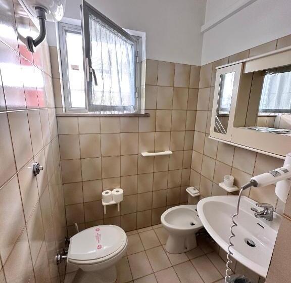 标准间带阳台, Holiday