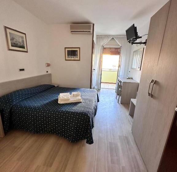 高级家庭房间, Holiday