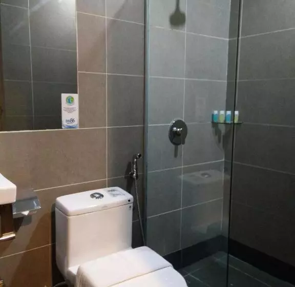 اتاق استاندارد با تخت بزرگ, Inn86