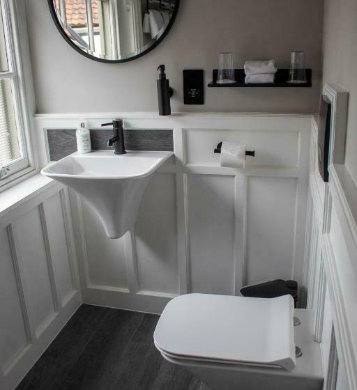 Номер Премиум, J.d.young