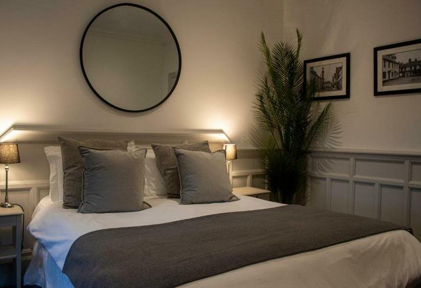 Номер Стандарт, J.d.young