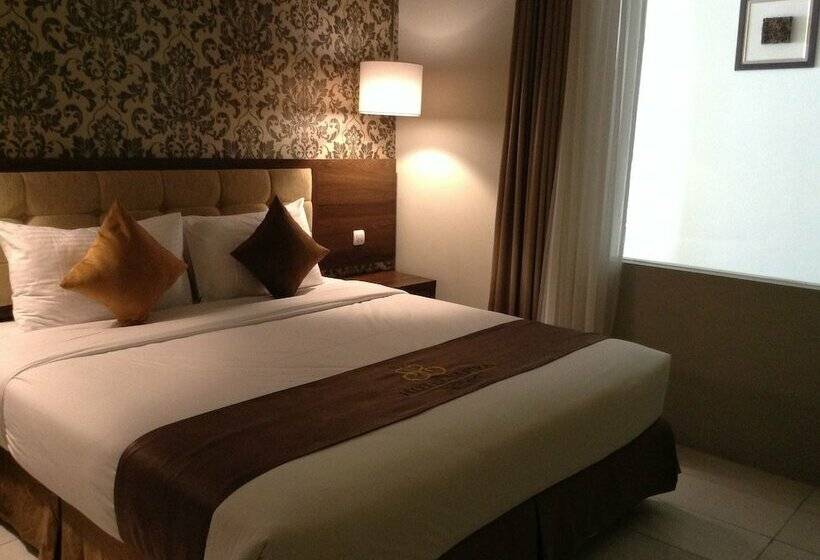 Superior Oda, Safira Magelang