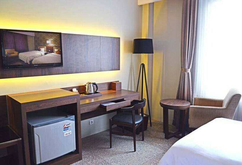 Delüks Oda, Safira Magelang