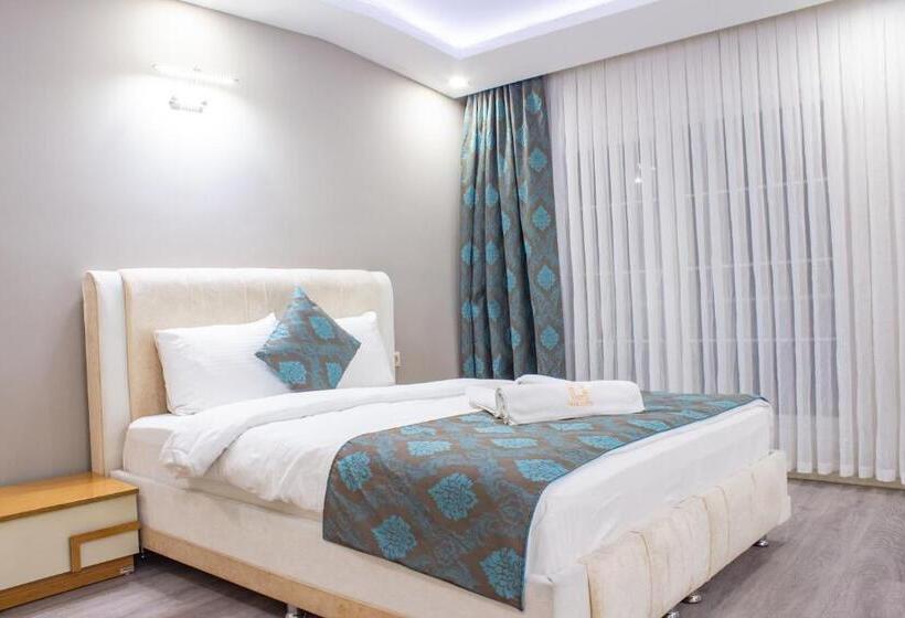 سوئیت با تخت بزرگ, Sumela Park