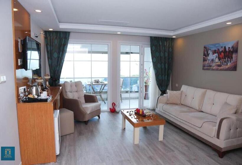 سوئیت با تخت بزرگ, Sumela Park