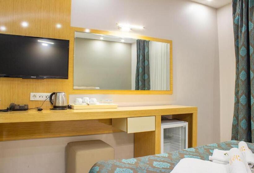 اتاق سوپریور سه تخته, Sumela Park