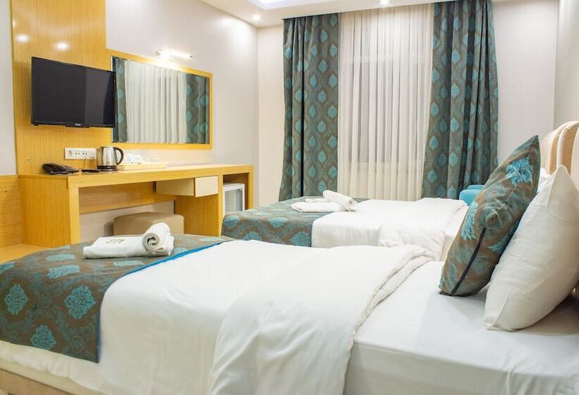 اتاق سوپریور سه تخته, Sumela Park