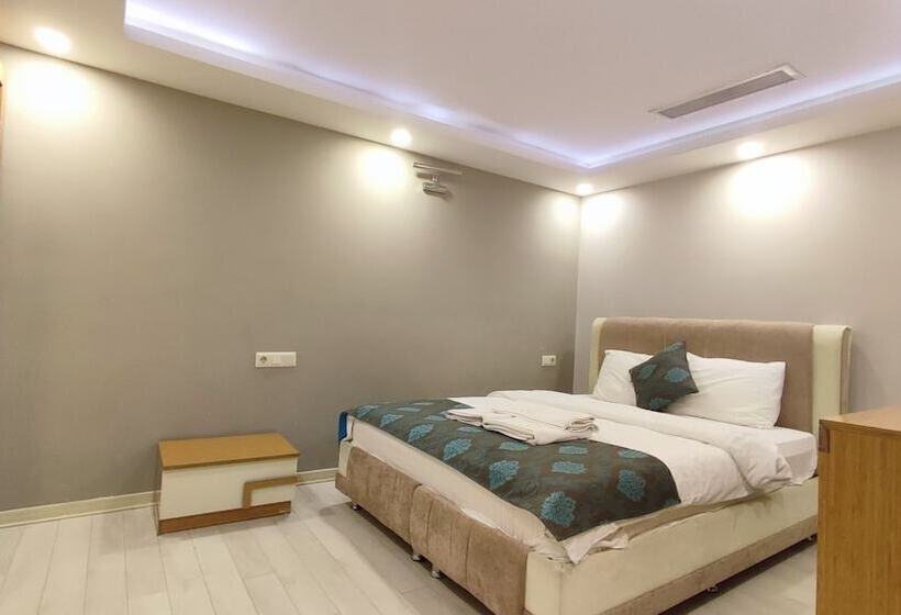 سوئیت 2 خوابه, Sumela Park